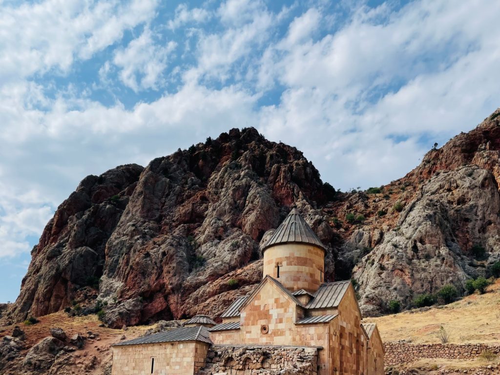 Noravank tour and wine tasting